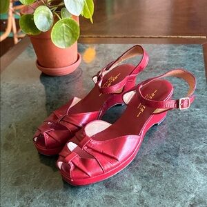 Re-Mix 1940s Repro Red Leather Peep toe Slingback Sandals